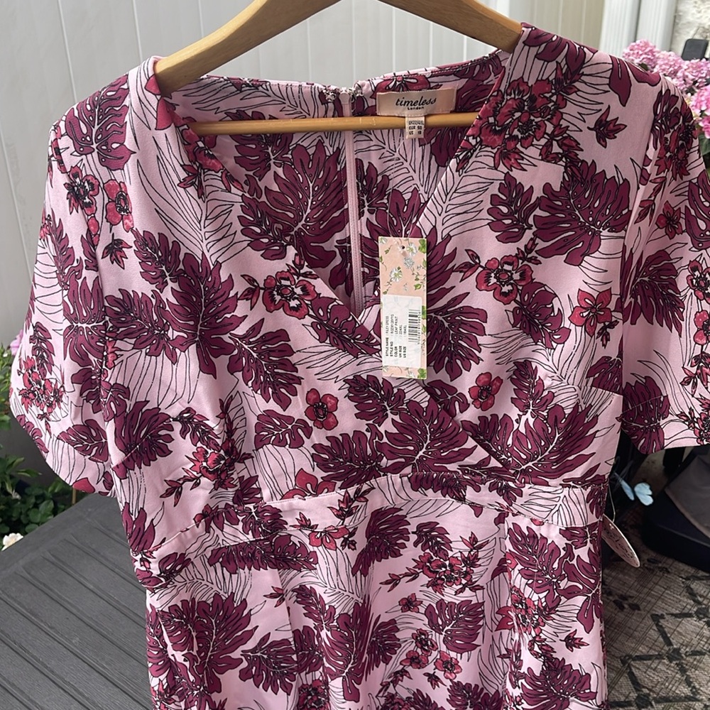 Timeless London - Riley Dress Size 18 - Picture 2 of 16